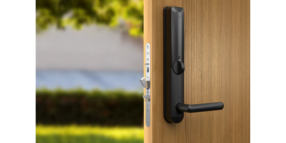 black-on-wood-door-L3